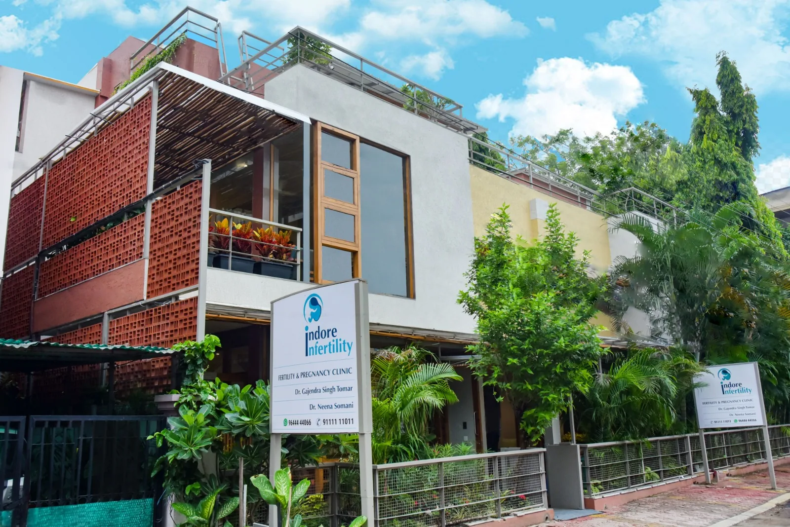 Indore Infertility Clinic building and entrance